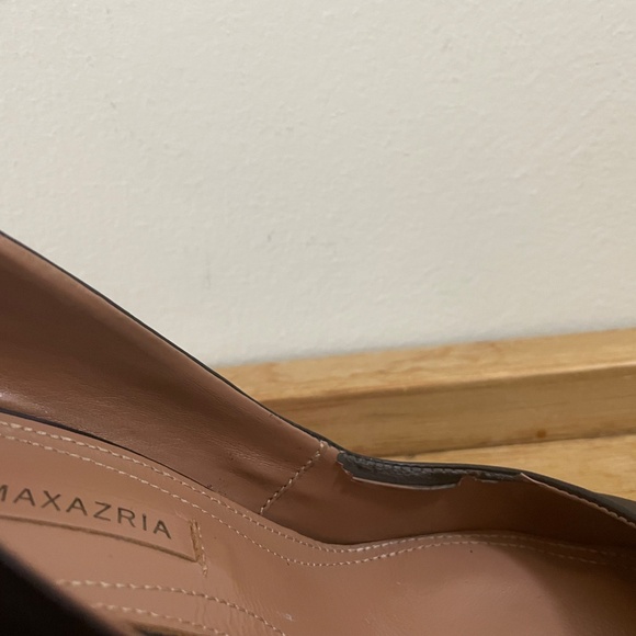 BCBG Pumps - Picture 6 of 12